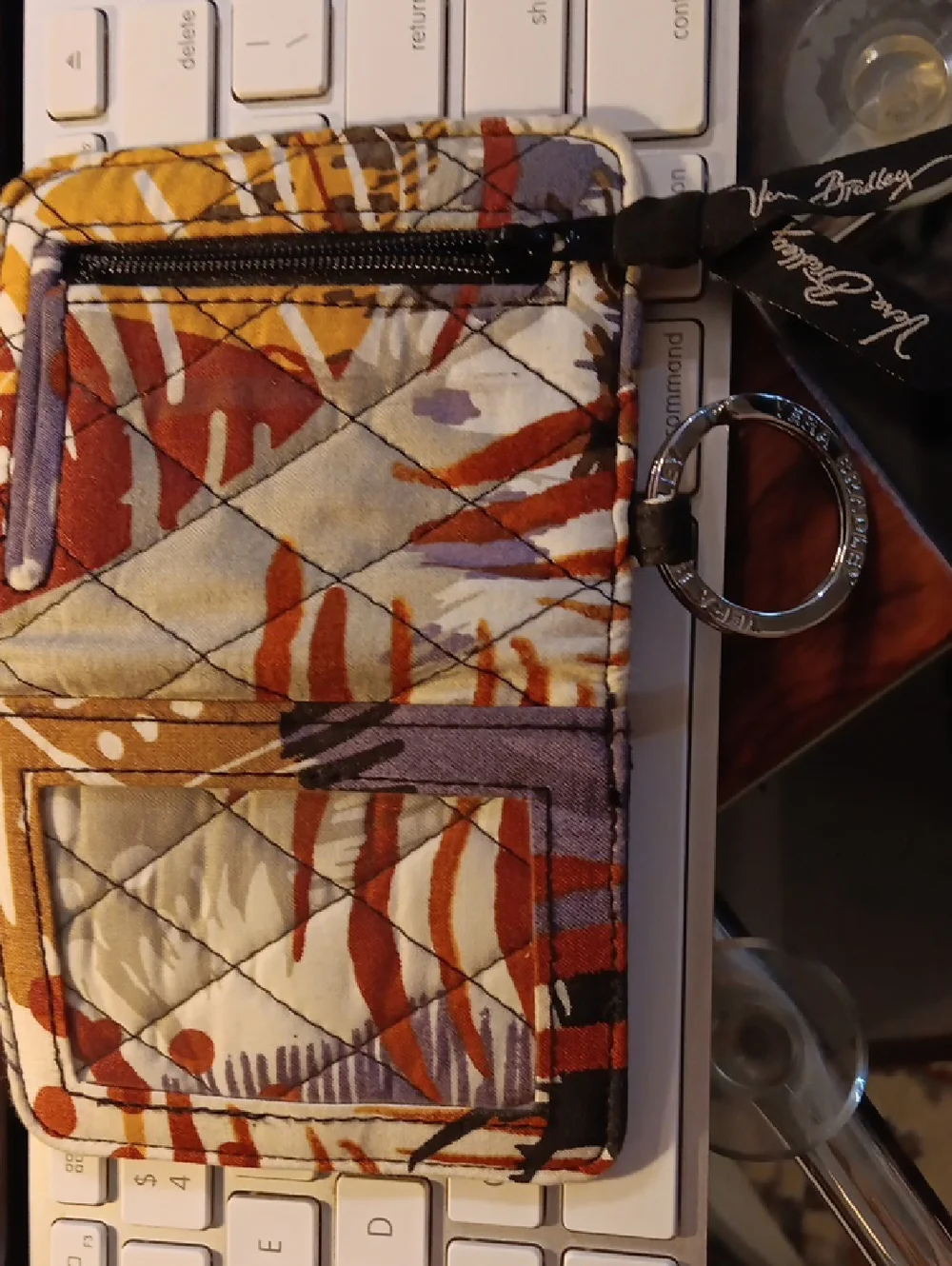 Vera Bradley Campus Double ID Wallet Case with a key ring in the Painted Feather - Picture 1 of 6